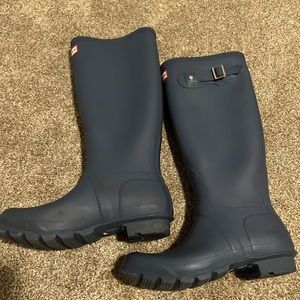 blue hunter boots size 7 women's